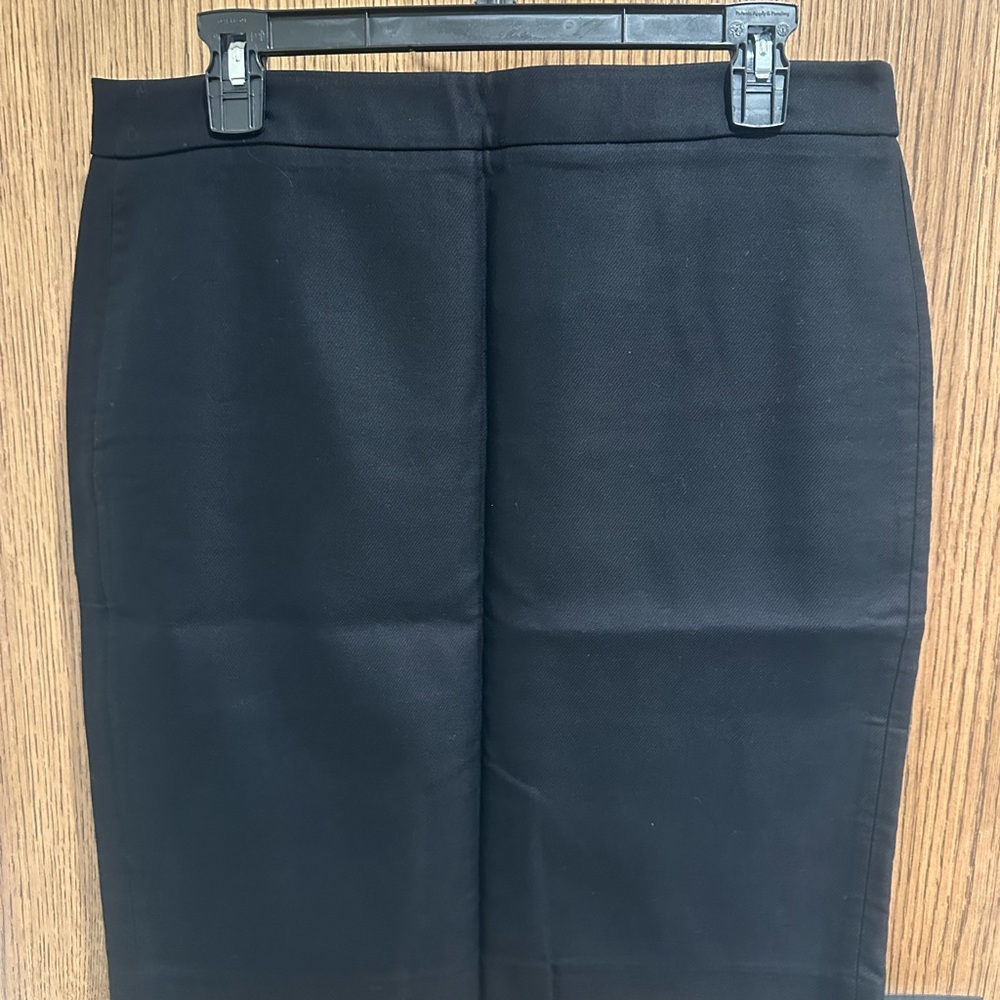 Black Knee-length Pencil Skirt for Work